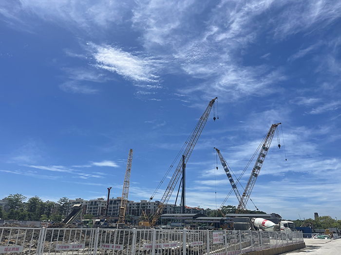 【全球之履】徐工履帶起重機(jī)“兄弟團(tuán)“助建大灣區(qū)“一小時交通圈”建設(shè)