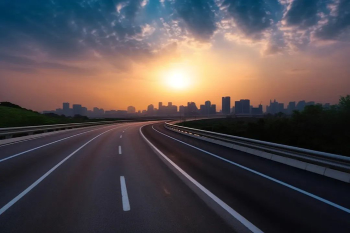 又是2臺(tái)！叒是首都！徐工兩米銑刨機(jī)現(xiàn)身京哈高速