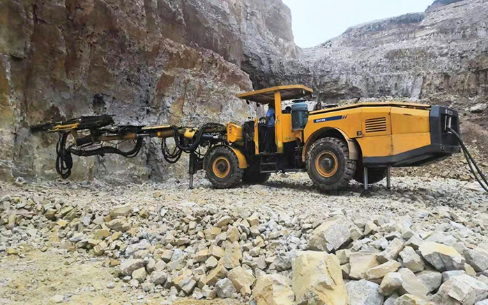 “化水為電”，徐工鑿巖臺車提速水電站擴機工程