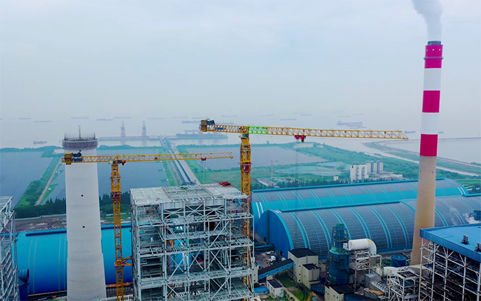 雙塔合璧！華能太倉電廠項(xiàng)目徐工超大塔顯身手
