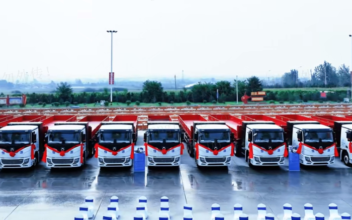 百臺交付，千臺簽約！200臺徐工新能源純電動重卡奔赴河南