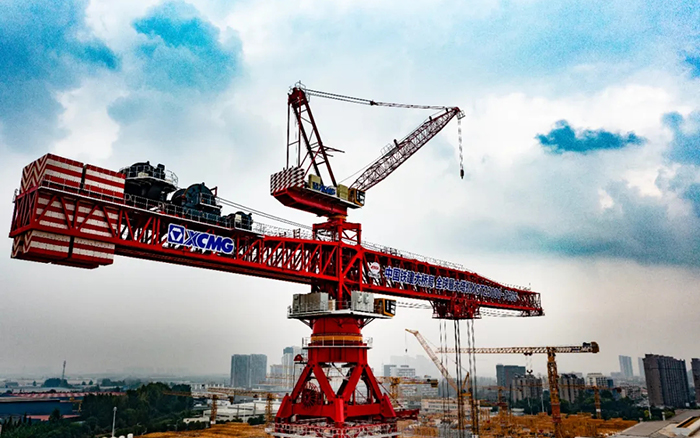23000噸米！徐工“全球最大塔機(jī)”下線交付！