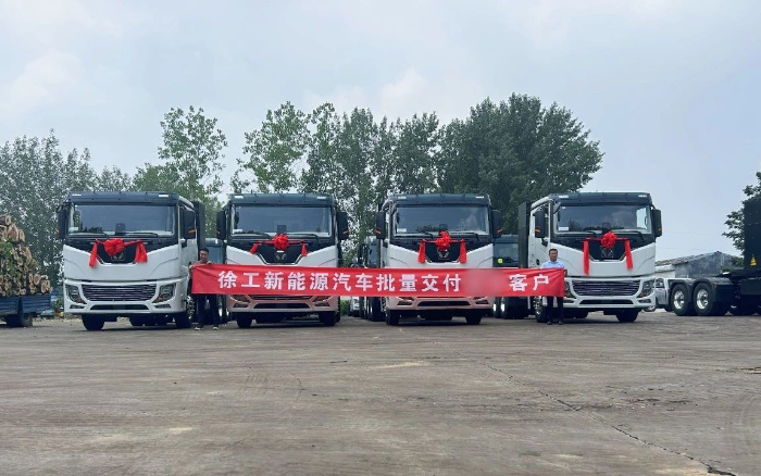 車隊老板的“致富經(jīng)”：“選擇徐工，就是選擇成功！”