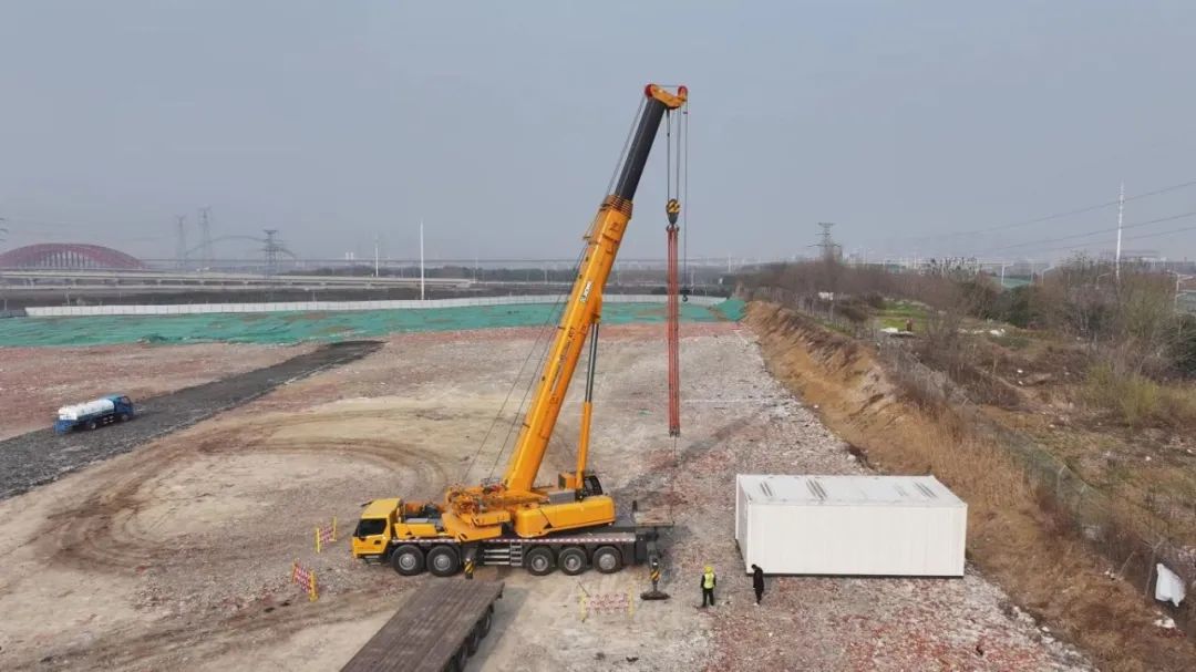 月出勤27天！徐工G2代XCT130G7-1省油又高效，18年吊裝機(jī)長都贊！