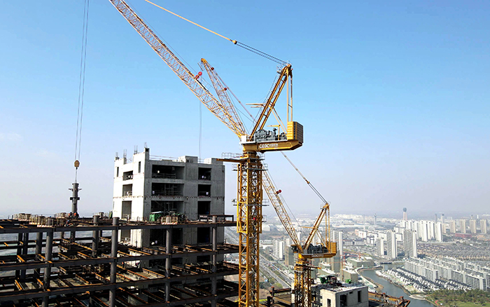七天一層！“徐工金”助建180米高世界級“大象”