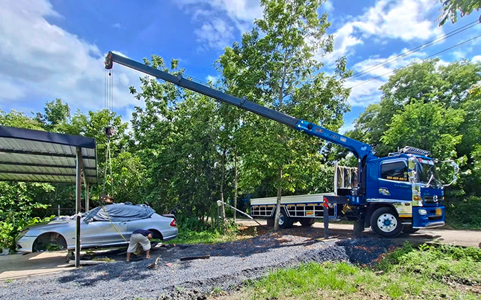 東南亞基建 “頂流”，徐工隨車吊高效穩(wěn)定安全圈粉無數(shù)