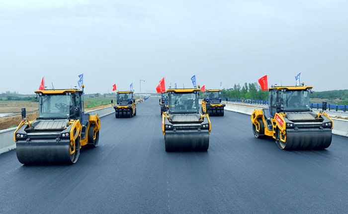 坐標(biāo)：湖北高速！場(chǎng)景：無(wú)人駕駛！