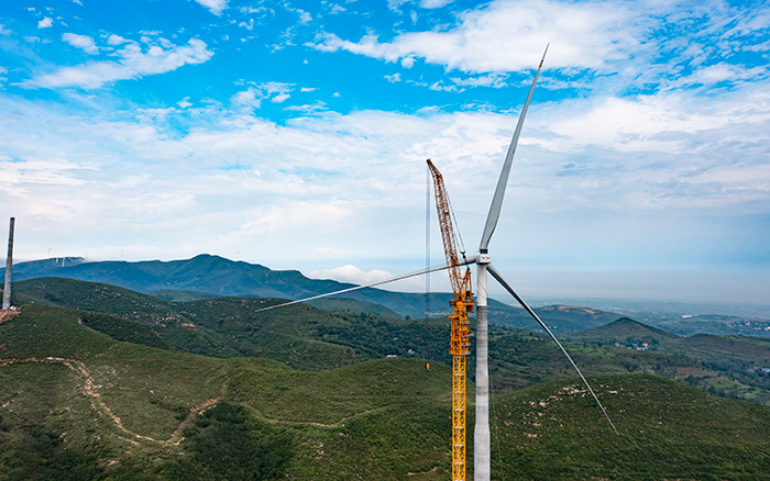 四冠王者 | 徐工XGL3300-220S風(fēng)電動(dòng)臂塔機(jī)再顯神威！