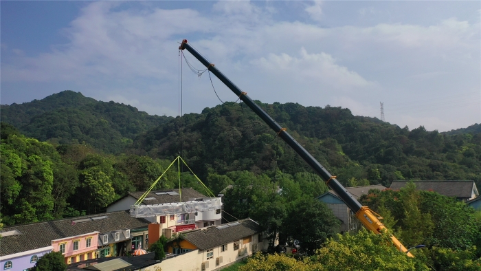 46米跨距吊3天！徐工G2代四橋130噸“闖入”影視圈！