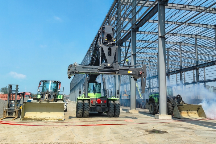 協(xié)同致勝，徐工“綠色艦隊(duì)”開啟多元物流新篇章