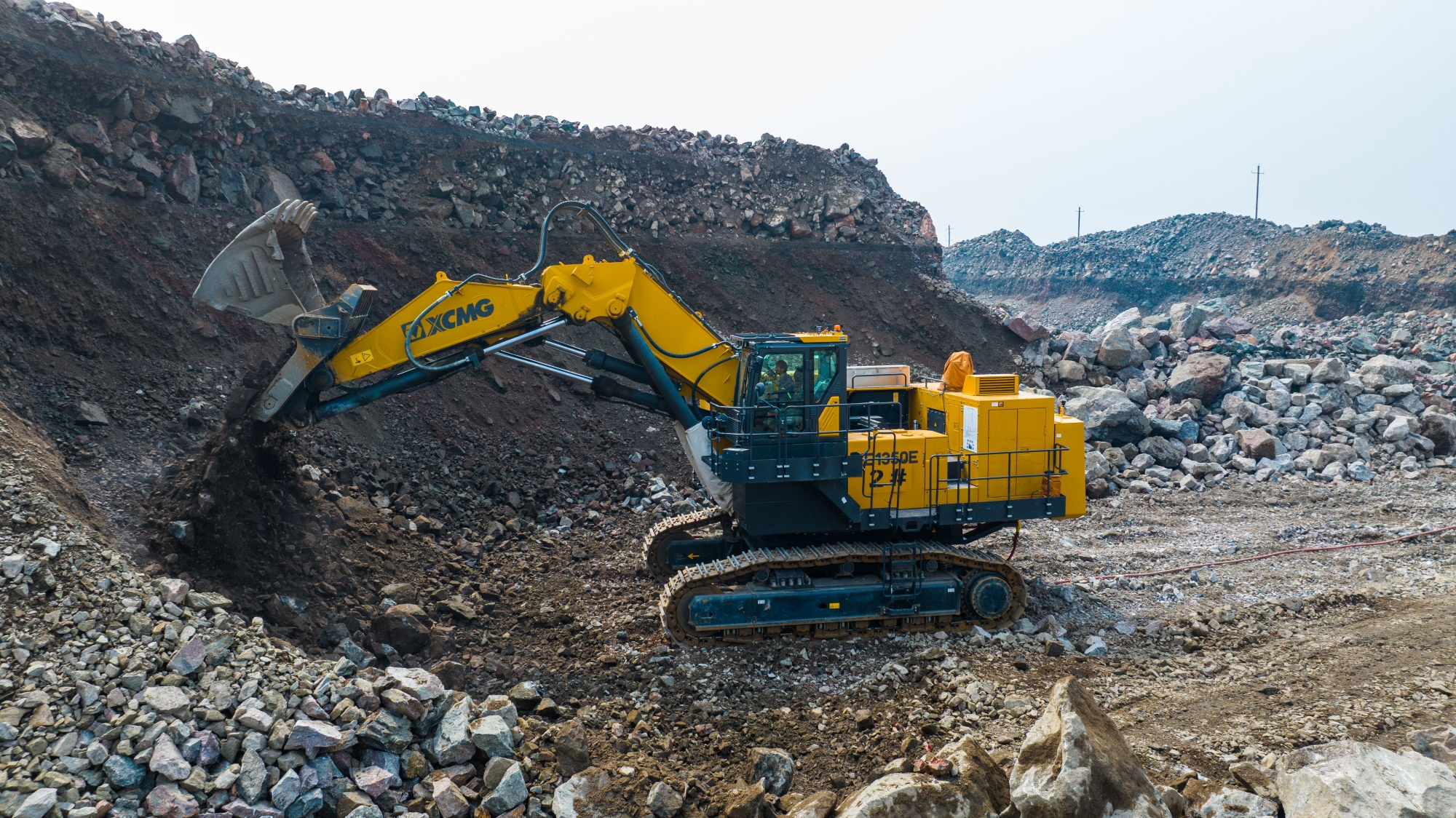 破局“硬巖+低碳”雙難題，徐工純電礦挖XE1350E贏得河北鐵礦客戶信賴