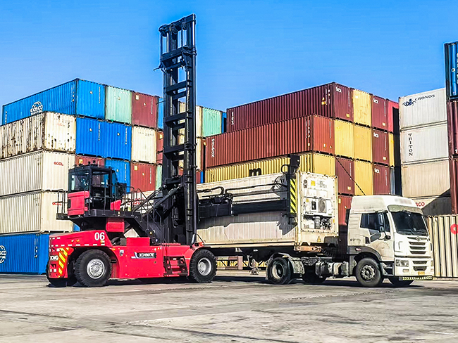 征戰(zhàn)-20℃！徐工綠色智能裝備列陣渤海灣